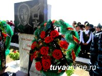 Киножурнал "Тува - фронту" предваряет кинопоказы в кинотеатре "Найырал"