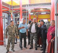 Сергей Шойгу побывал в Туве на строительстве буддийского храма Устуу-Хурээ