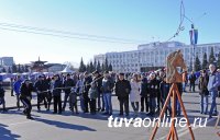 День Народного единства в Туве отметили конкурсами, концертом и «Хлебным домиком»