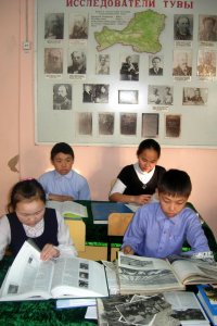 Школьники Тувы участвуют в проекте «100 открытий и находок»