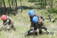 Команда из Чаа-Хольского района Тувы, победившая на республиканском этапе соревнований «Школа безопасности», выехала в Красноярский край