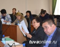 Глава Кызыла Дина Оюн отчиталась о работе за первый год нового депутатского корпуса