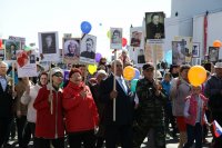 Юбилейный парад Победы в Туве собрал беспрецедентное количество участников и зрителей