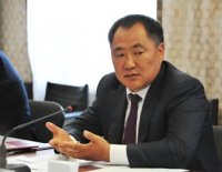 Глава Тувы вручил государственные награды строителям
