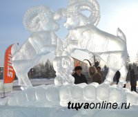 Мы впервые смогли украсить ключевое пространство Кызыла красивыми ледовыми композициями - Дина Оюн