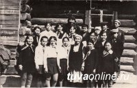 Тува: Школе в селе Кочетово (Атамановка) - 100 лет Тува: Школе в селе Кочетово (Атамановка) - 100 лет
