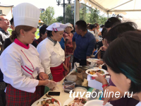 Технологии проведения Фестиваля тувинской баранины возьмут на вооружение рестораторы Новосибирска