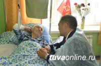 День Победы в Кызыле встретили 18 фронтовиков и блокадников