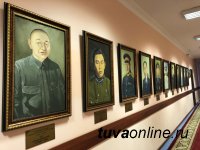 В МВД по Республике Тыва состоялось открытие картинной галереи Портреты первых руководителей
