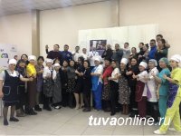 Туву на Всероссийском кулинарном фестивале будут представлять мастер-шефы из «Горыныча», «Царской охоты» и «Столичного» Туву на Всероссийском кулинарном фестивале будут представлять мастер-шефы из «Горыныча», «Царской охоты» и «Столичного»