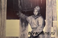 Тува представила в Москве выставку «Буддизм и шаманизм» в рамках фестиваля Индии в России
