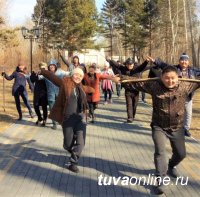 Работники культуры Тувы cобрали на территории Национального Парка 20 тонн мусора