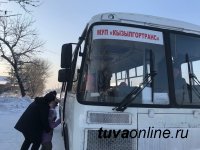 Сенатор Дина Оюн организовала для детей Правобережья "культпоход" в новый кинотеатр микрорайона