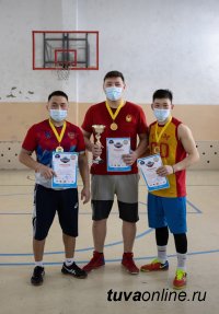 Спорт миллионов. В ТувГУ состоялся внутривузовский чемпионат по баскетболу