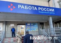 Сенатор Дина Оюн предложила министру МВД  по Республике Тыва в ходе его отчета в парламенте чаще выезжать в кожууны