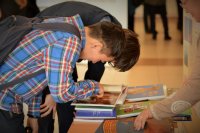 Владислав Ховалыг назвал студентов, которые будут получать стипендию Главы Республики Тыва