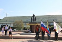 В День знаний первокурсники ТувГУ отдали дань уважения первым русским учителям Тувы