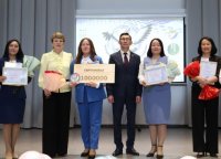 В Туве увеличили конкурсные премии педагогическим работникам