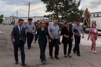Сенатор Дина Оюн встретилась в Абакане в ИК-33 с подвергшимся пыткам Кежиком Ондаром
