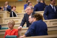 Сенатор Дина Оюн подняла на Совете Федерации вопрос о международном секторе аэропорта Кызыла