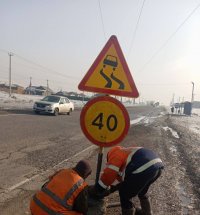 Водителей Тувы просят быть внимательными в связи с выходом наледевых вод на автодороги