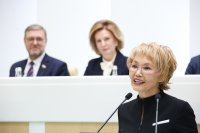 Самые сложные региональные вопросы, если они проработаны и сопровождаются, могут быть разрешены в Совете Федерации – Дина Оюн