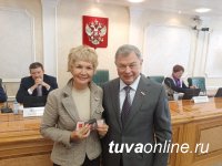 Члены комитета Совета Федерации по бюджету отметили результативную работу сенатора Дины Оюн по защите интересов своей республики