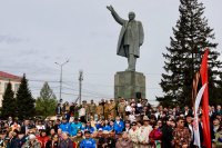 Парад Победы в Кызыле собрал более 2000 зрителей