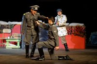 В Национальном театре состоялось возрождение легендарного спектакля «Он бир» («Одиннадцать»)