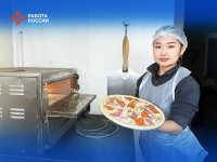 Молодая жительница отдаленного села Тувы открыла пиццерию с суши-баром благодаря соцконтракту