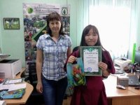 87 юных художников Тувы приняли участие в конкурсе детских рисунков "Лес - для Победы"