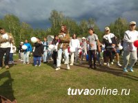 Сенатор Дина Оюн побывала в детском лагере отдыха "Чодураа", которому предстоит реконструкция