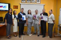 В Туве подросткам выпускного возраста в СИЗО вручили школьные аттестаты