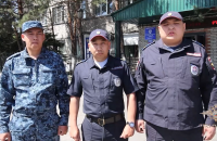 Министр МВД России наградил трех полицейских из Тувы за спасение человека при пожаре