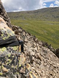 Впервые за последние годы в Туве фотоловушки на снежного барса установили на хребте Западный Танну-Ола