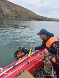 Подросток, которого искали на озере Чагытай в Туве пять дней, найден погибшим