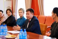 В Мэрии Кызыла состоялась встреча с гостями международного фестиваля из Монголии, Кореи, Бурятии, Калмыкии, Хакасии