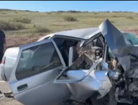 В Туве в ДТП двух автомобилей, за рулем которых были водители без прав, погибли две женщины, шесть человек травмированы