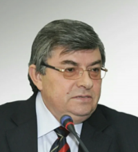 Исполнилось 75 лет со дня рождения "народного" министра образования Тувы Петра Морозова