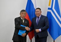 В день 80-летия ТИГПИ награды вручены ученым Тувы