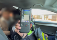 В Туве на переходившую вне пешеходного перехода улицу 10-летнюю девочку совершен наезд