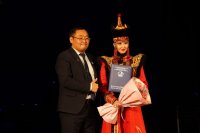 Память выдающегося тувинского хореографа Вячеслава Донгака почтили на открытии нового сезона Театра музыки и танца «Саяны»