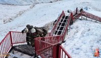 Пожарные Тувы приняли «Вертикальный вызов», взобравшись на вершину Догээ в полной амуниции на скорость