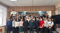 Герой России Буян Куулар встретился со школьниками Каа-Хемского и Кызылского кожуунов