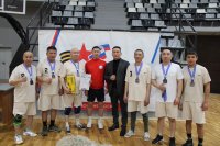 В Туве проведен турнир по волейболу сидя с участием ветеранов СВО