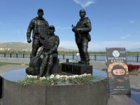В Кызыле состоялась фотовыставка «Посмотри в глаза героя»
